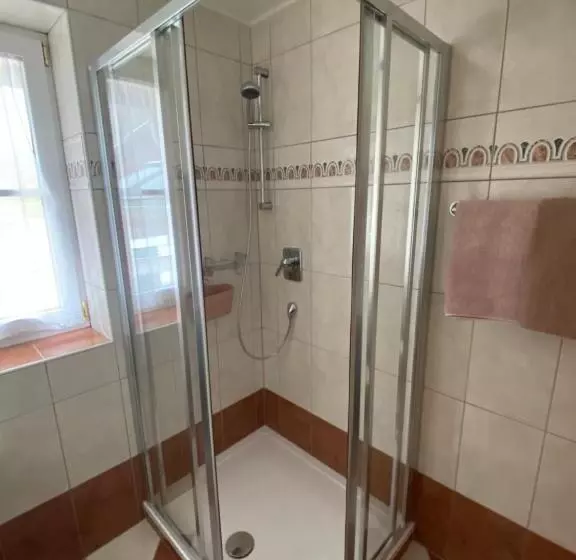 Pokój Standard, Maislbauer