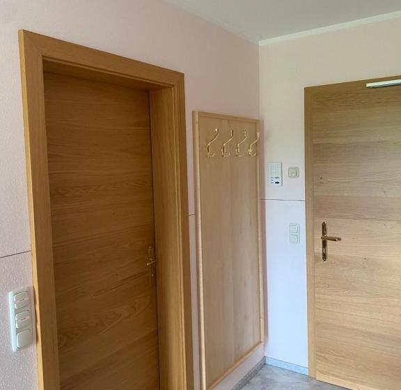 景色の見える一ベッドルームアパートメント, Maislbauer