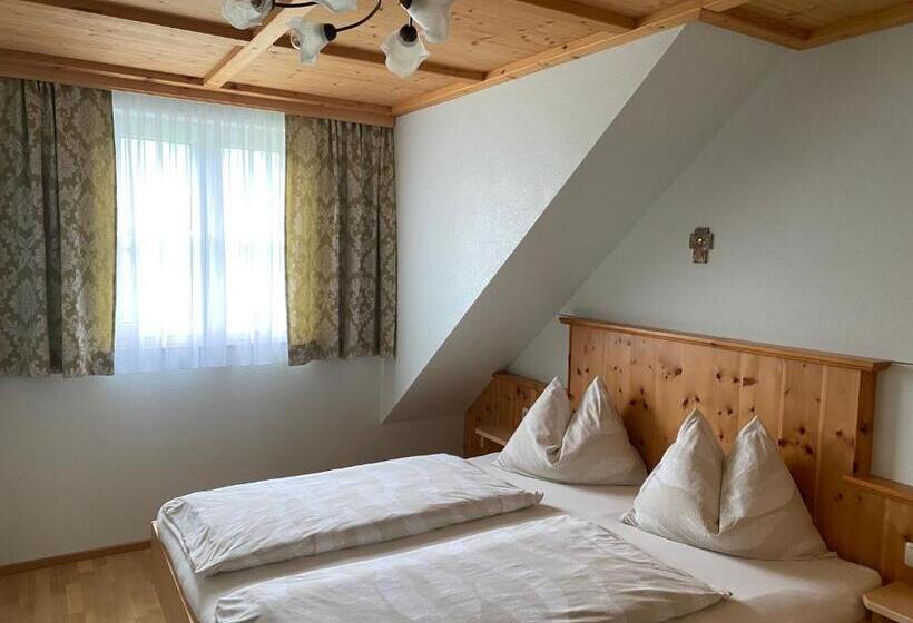 景色の見える一ベッドルームアパートメント, Maislbauer