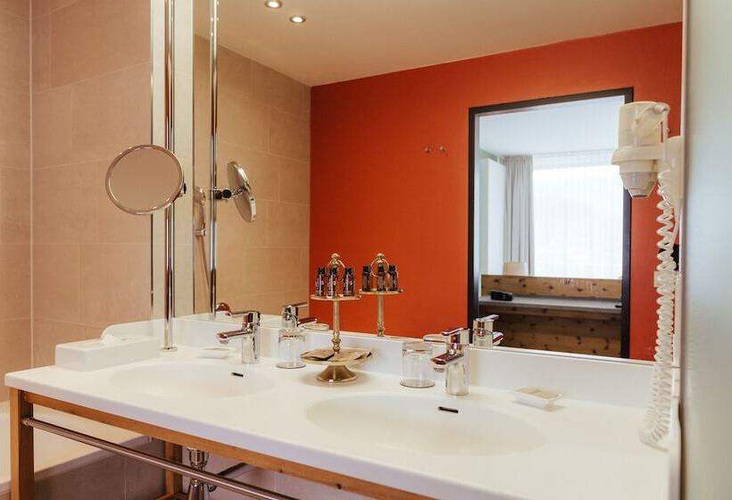 Полулюкс, Villa Seilern Vital Resort