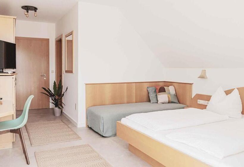 חדר סטנדרט עם מרפסת, Villa Thermale