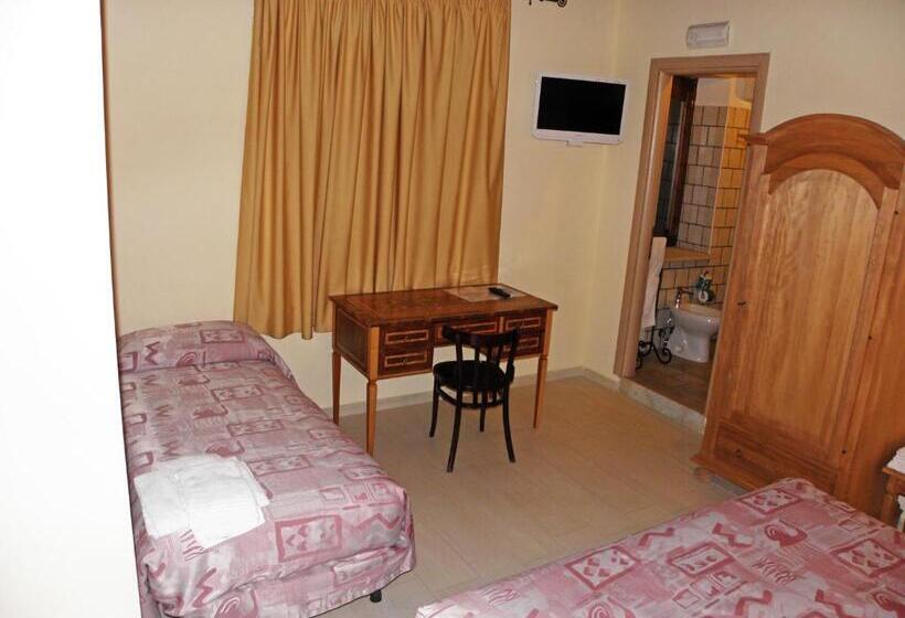 חדר סטנדרט לארבעה, Agriturismo La Colombaia