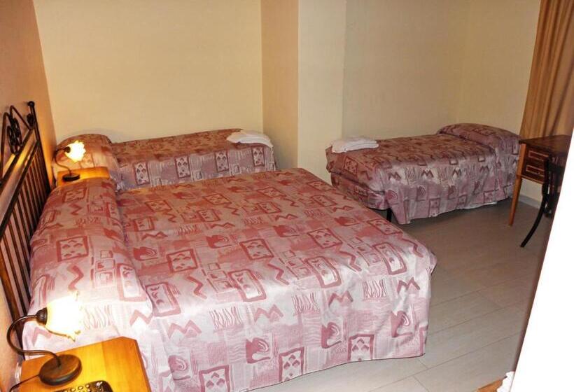 اتاق استاندارد چهار تخته, Agriturismo La Colombaia