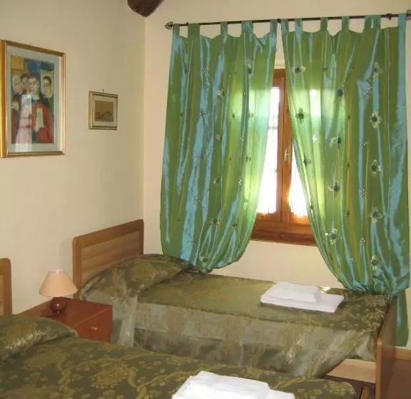 Standard Neljän Hengen Huone, Agriturismo Villa Guarnaschelli