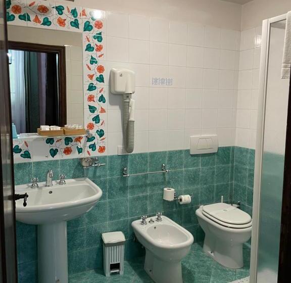 سوییت خانوادگی, Luxury Corte Dei Nobili