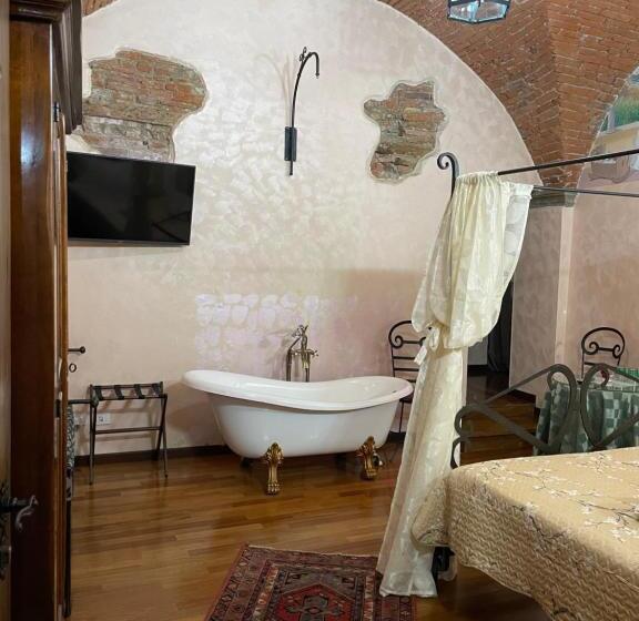 سوییت خانوادگی, Luxury Corte Dei Nobili