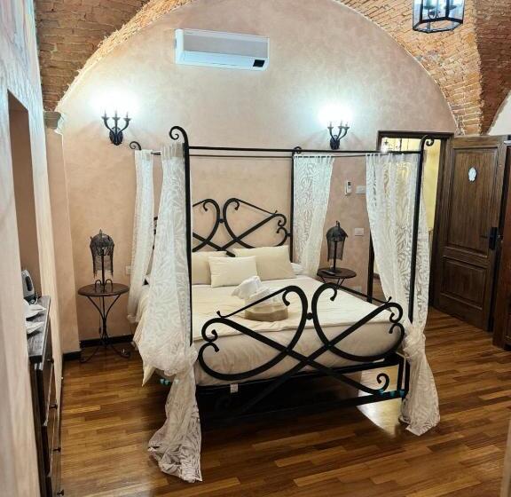 سوییت خانوادگی, Luxury Corte Dei Nobili