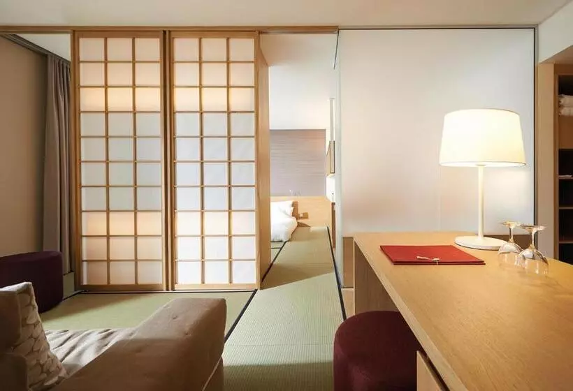 スイート, Bora Hotsparesort