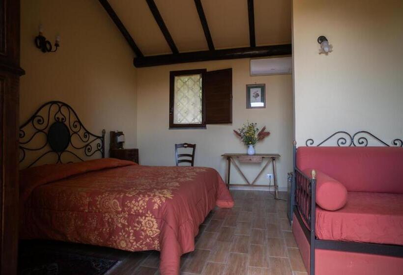 חדר סטנדרט לשלושה, Borgata Baldazza