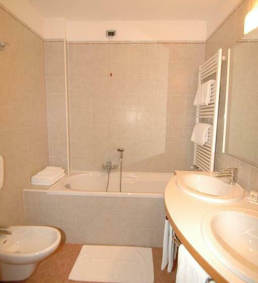 غرفة قياسية, Family Hotel Adriana