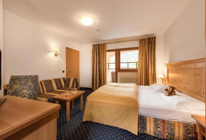 トリプルクラシックルーム, Family Hotel Adriana