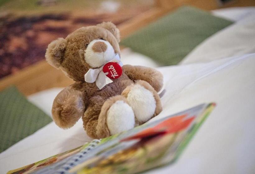 スーペリアファミリールーム, Family Hotel Adriana