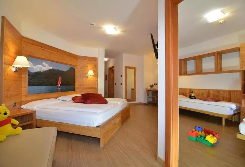 スーペリアファミリールーム, Family Hotel Adriana