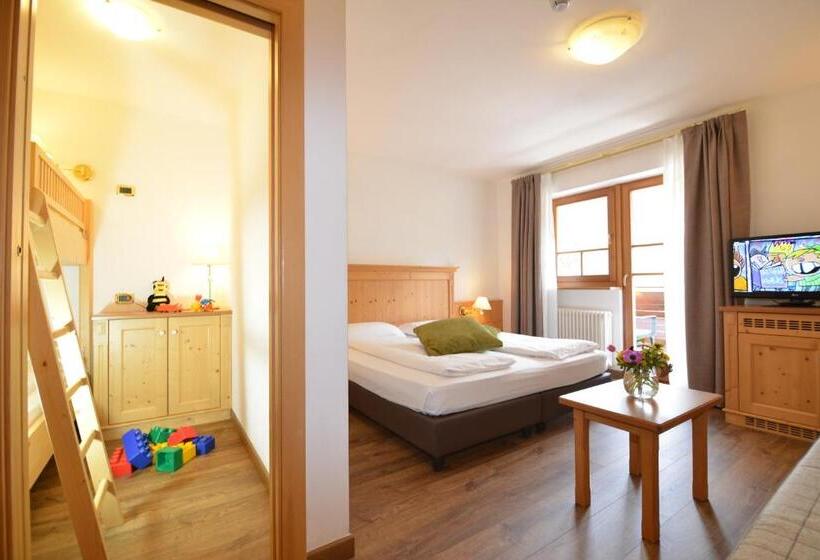 スーペリアファミリールーム, Family Hotel Adriana