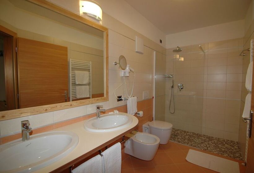 Четырехместный Номер Superior, Family Hotel Adriana