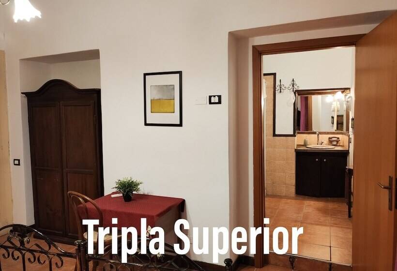 اتاق استاندارد سه نفره, Casa Montana