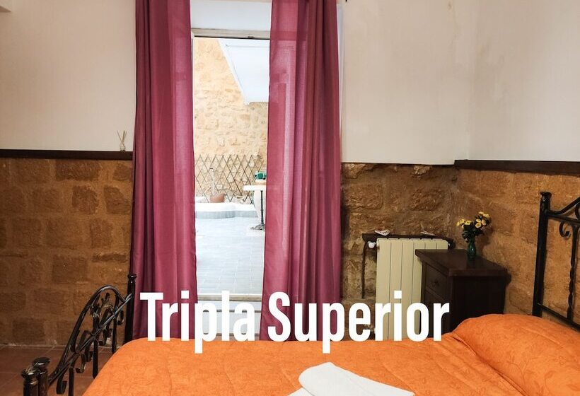 اتاق استاندارد سه نفره, Casa Montana