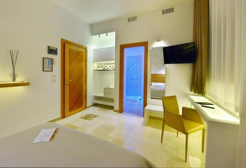 スーペリアールーム, D'altavilla