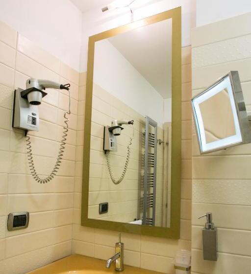 小型套房, Design Oberosler