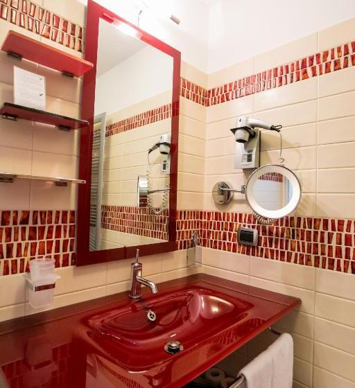 小型套房, Design Oberosler