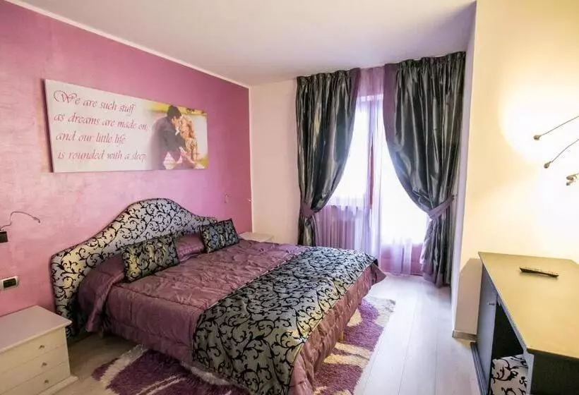 اتاق استاندارد, Design Oberosler
