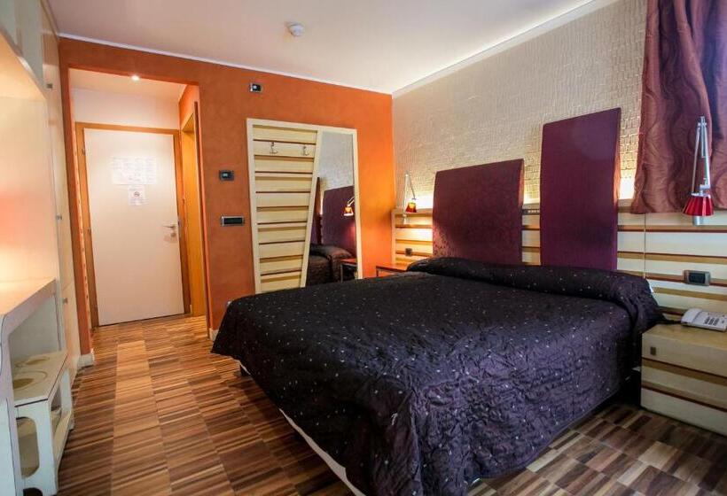 小型套房, Design Oberosler