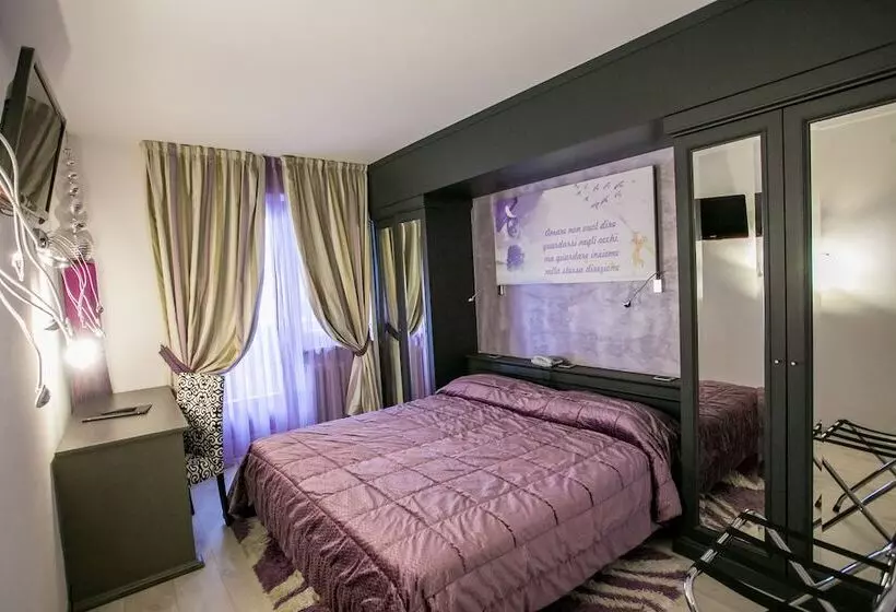 اتاق استاندارد, Design Oberosler