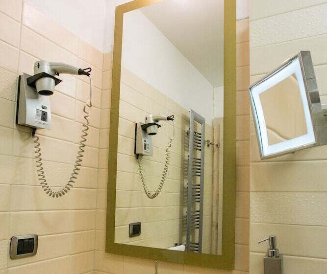 小型套房, Design Oberosler