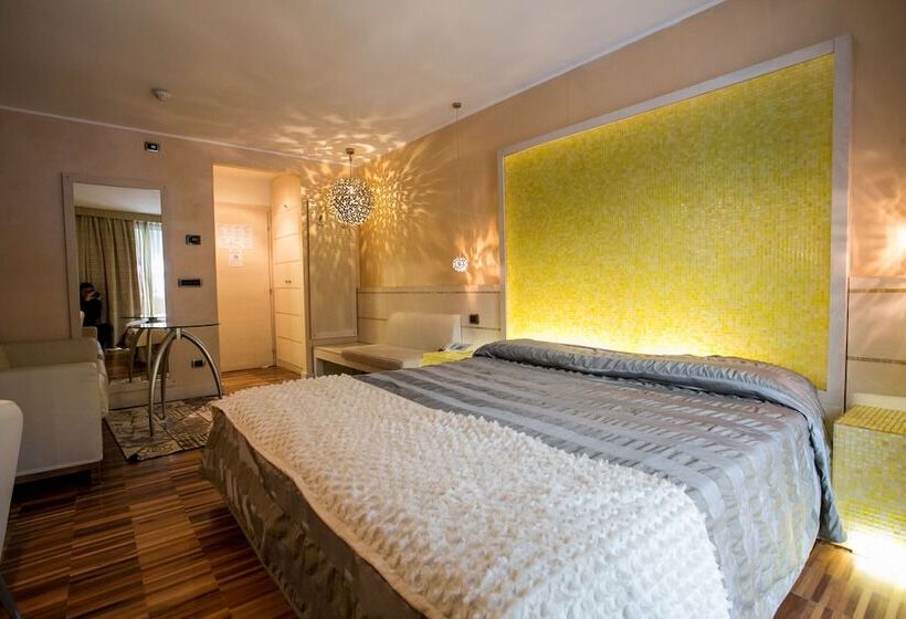 小型套房, Design Oberosler