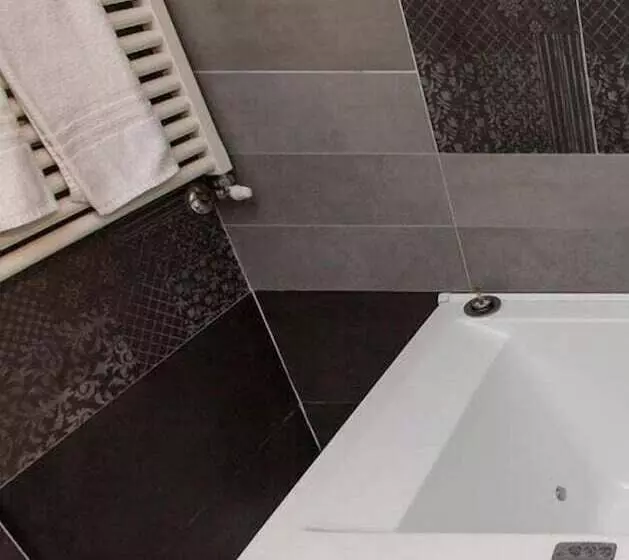 اتاق استاندارد, Design Oberosler