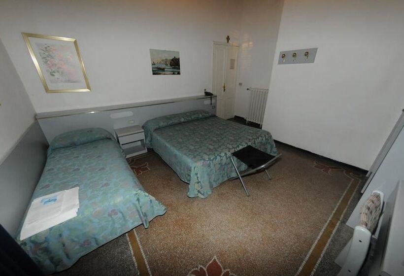 四人标准间, Doria