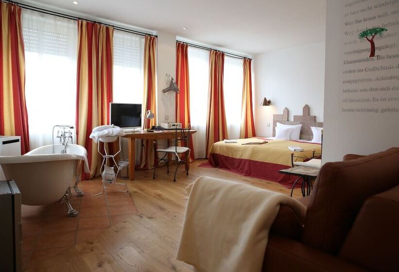 小型套房, Drei Raben