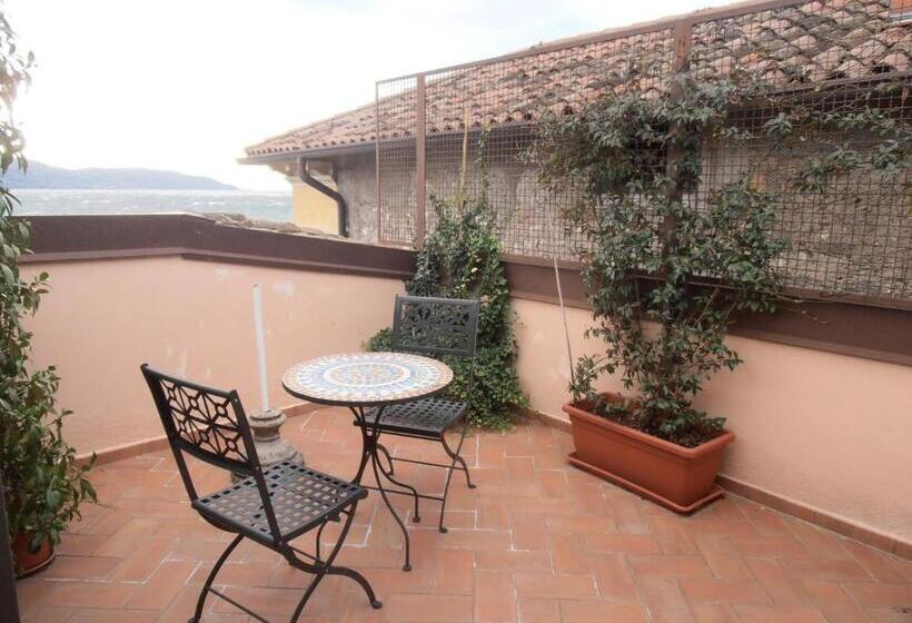 غرفة قياسية مطلّة علي البحيرة, Garnì Bartabel