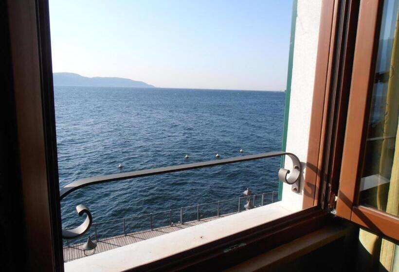 غرفة قياسية ثلاثية, Garnì Bartabel