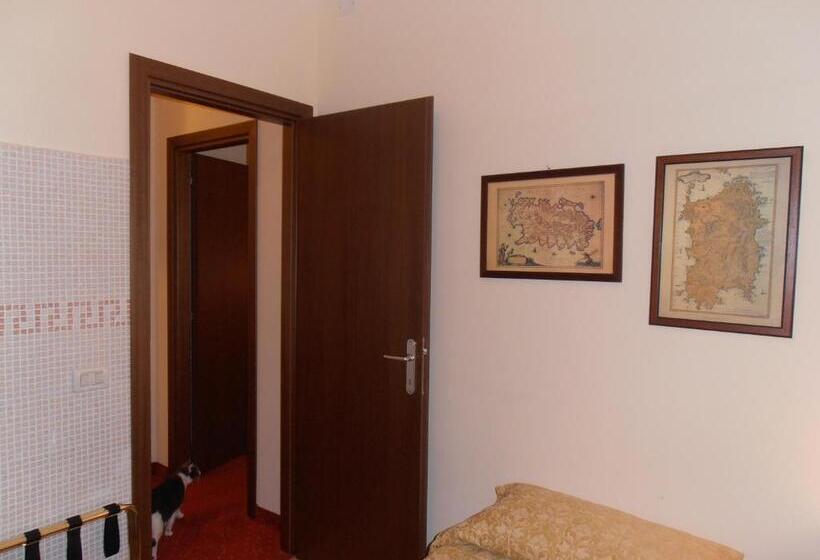 غرفة عائلية, Garnì Bartabel