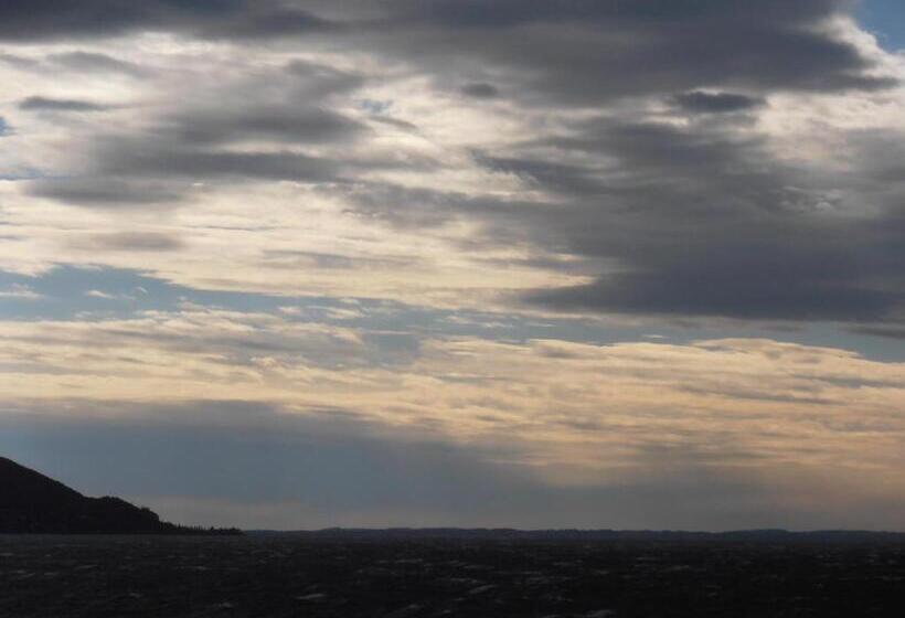 غرفة قياسية مطلّة علي البحيرة, Garnì Bartabel