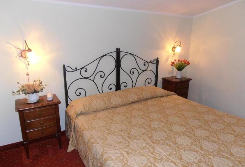 غرفة قياسية مطلّة علي البحيرة, Garnì Bartabel