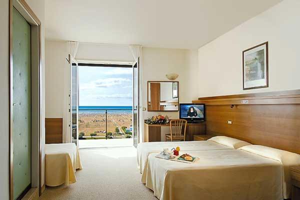 Четырехместный Номер Стандарт Вид на Море, Italy