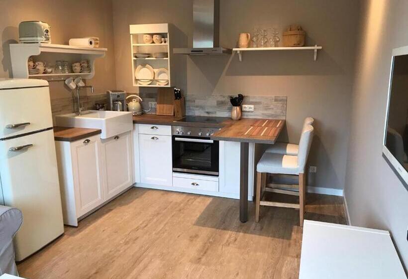 침실 1개 아파트, Klein & Fein, Appartement  Und Zimmervermietung