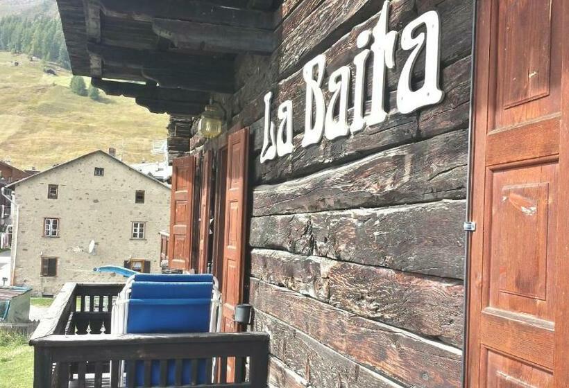 اتاق استاندارد سه نفره, La Baita