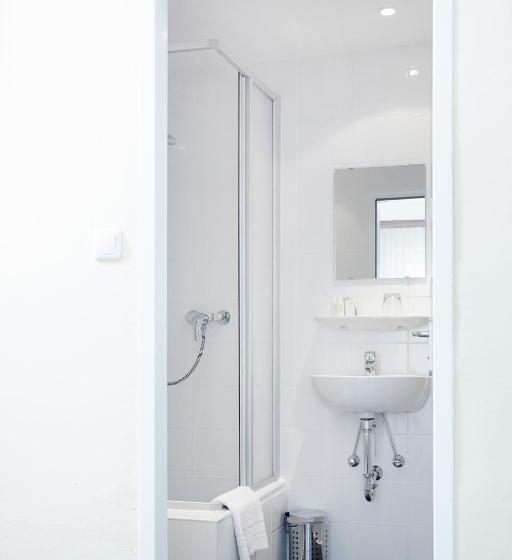 Номер Стандарт Индивидуальный, Lux