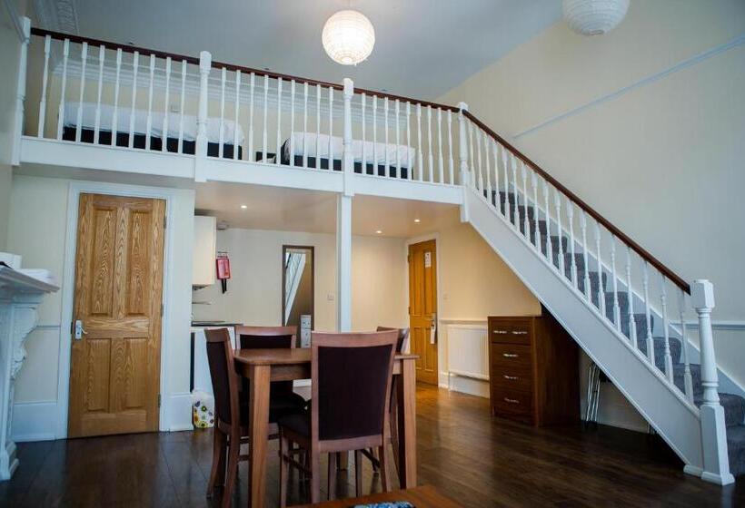 Четырехместный Номер Стандарт, Marylebone Inn