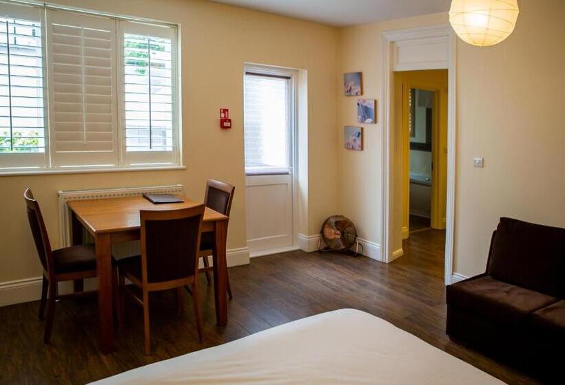 Четырехместный Номер Стандарт, Marylebone Inn