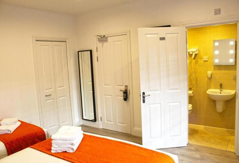 غرفة قياسية ثلاثية, Nox Lancaster Gate