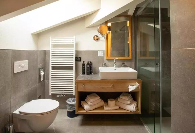 ファミリールーム, Ravelli Luxury Spa