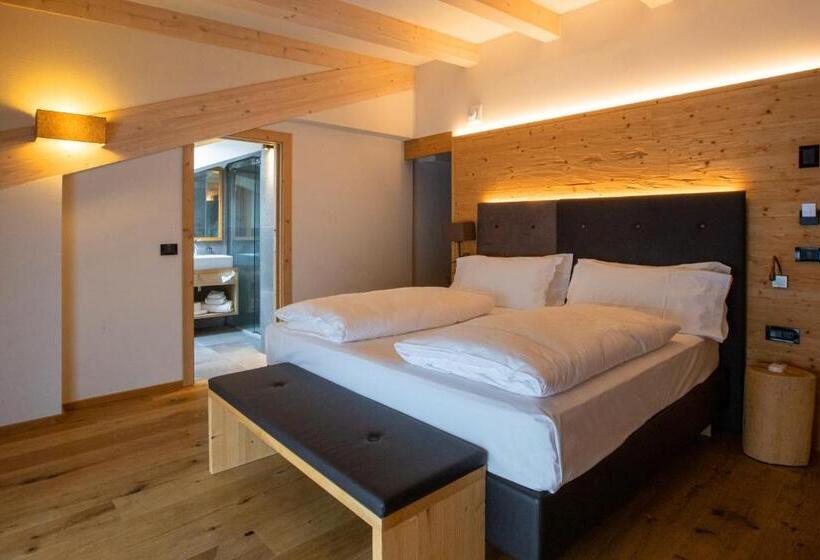 غرفة عائلية, Ravelli Luxury Spa