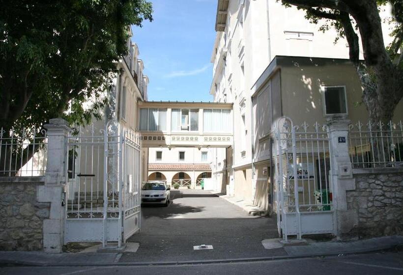 דירת חדר, Residence Les Cordeliers