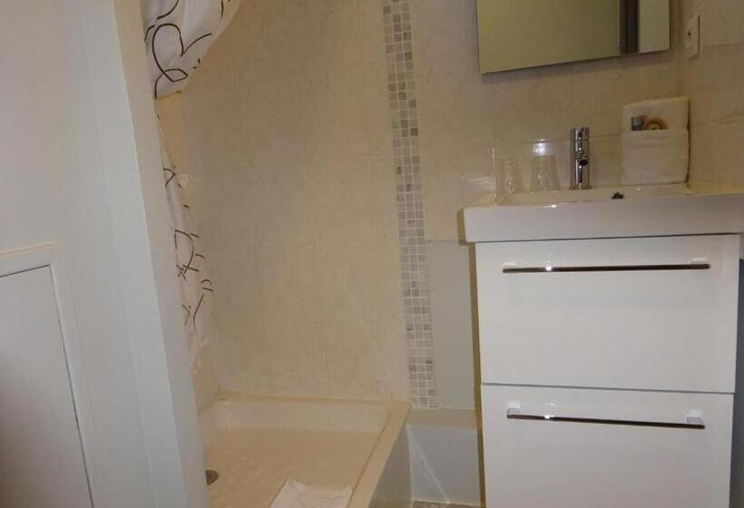 סטודיו סופריור, Residence Les Cordeliers