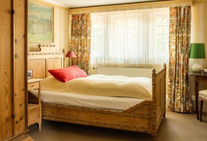 标准单人间, Schloss Büdingen