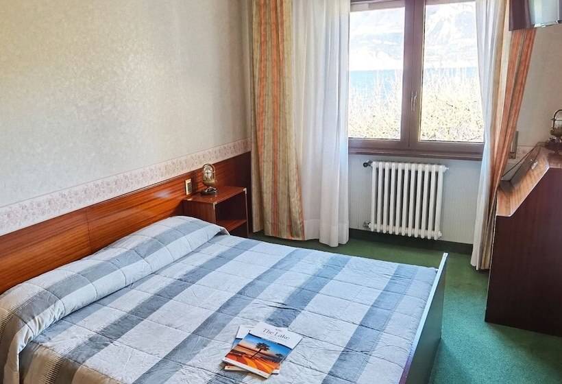 이코노미 룸, S.maria